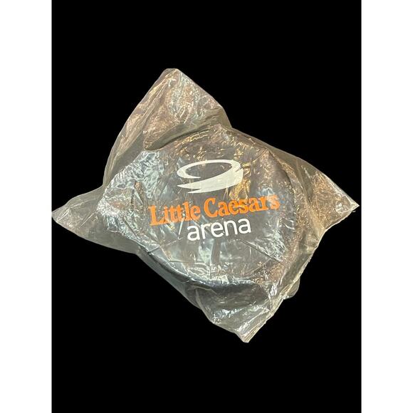 Detroit Red Wings Farewell The Joe Little Caesar Hockey Puck Season 1979 - 2017 - Picture 2 of 2